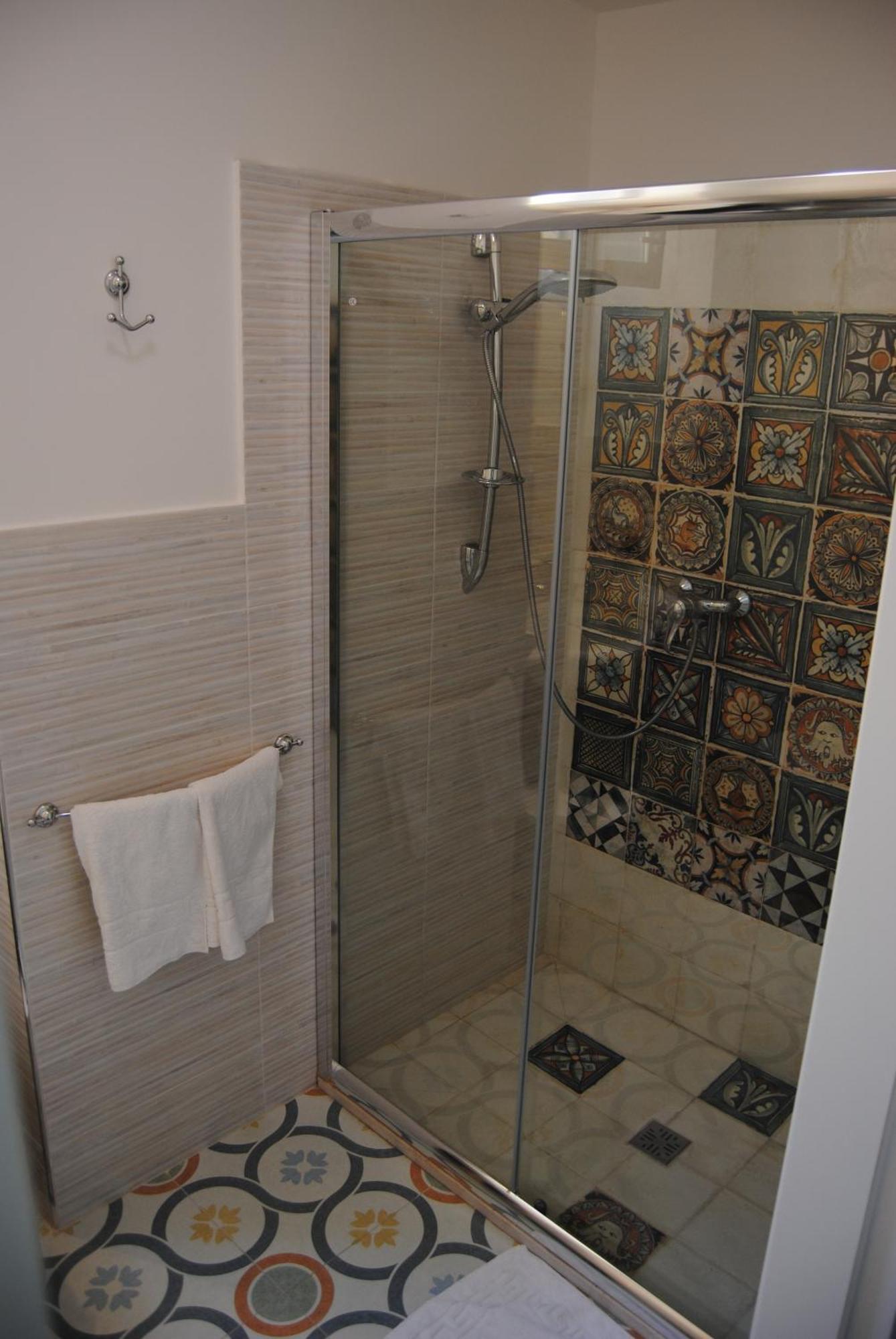 B & B Palazzo Maestro & Corte Maestro Rooms Gallipoli Bilik gambar