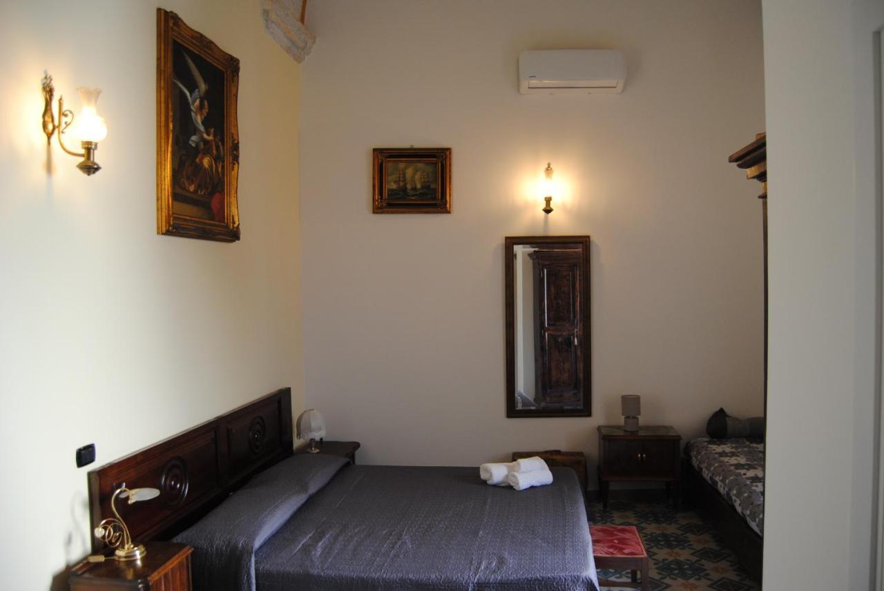 B & B Palazzo Maestro & Corte Maestro Rooms Gallipoli Luaran gambar